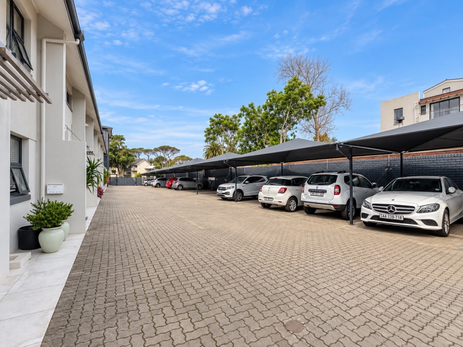 2 Bedroom Property for Sale in Kenilworth Western Cape